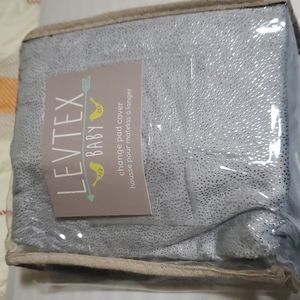 NEW Change pad cover